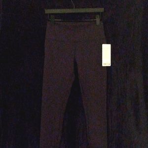 LULULEMON Wunder Train HR Crop 23"